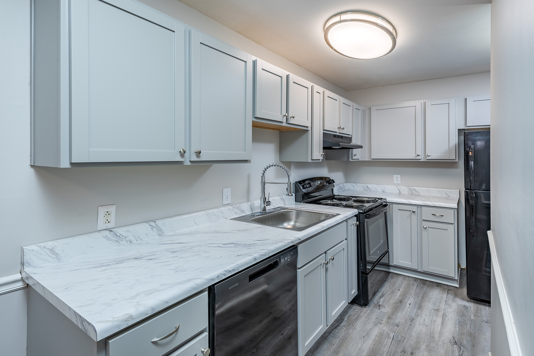 Signal Hill The Multifamily Advisory Group at Cushman & Wakefield